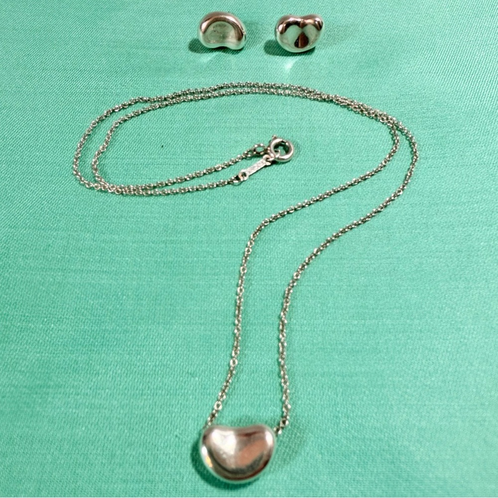 Tiffany & Co. Sterling Silver Elsa Peretti Bean Pendant Necklace and Earring Set - Picture 15 of 15